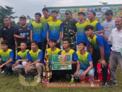 Dandim 0804/Magetan Serahkan Piala Pemenang Liga Santri Piala Kasad Tahun 2022 Wilayah Magetan Dan Ngawi