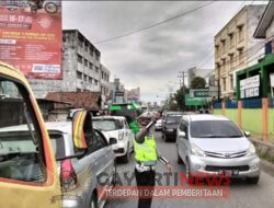 Satlantas Polres Pringsewu Lakukan Pengaturan Arus Lalin di Lokasi Kemacetan