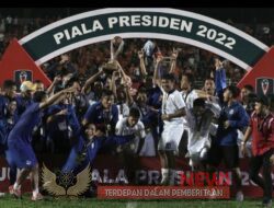 3 Kunci Kesuksesan Arema FC juara Presiden 2022 Parkir Pesawat Adilson Maringa