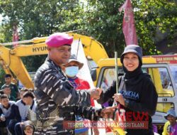 Peduli Lingkungan Lantamal XII Bersama Masyarakat Pontianak Susur Sungai Laksanakan Bersih-bersih