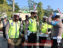 Setelah Apel Pagi Personil Polres Polman Galang dana Untuk personel Yang Menjadi Korban Kebakaran