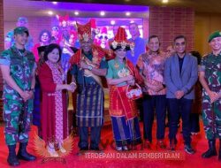 Pemberian Gelar Adat Kepada Brigjen TNI Jo Sembiring