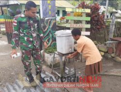 SATGAS YONIF 126/KC EDUKASIKAN CARA CUCI TANGAN, HAL KECIL YANG BERARTI BAGI GENERASI PENERUS DI PERBATASAN PAPUA