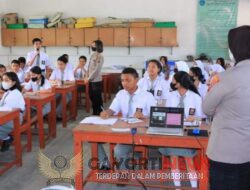 Gelar Kegiatan Goes To School,Polwan Polres Labuhan Batu Ajak Pelajar Cerdas Dan Aman Bermedia Sosial