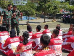 PROTOKOL KOGARTAP II/BANDUNG TINJAU LANGSUNG LATIHAN PASKIBRAKA PROVINSI JABAR