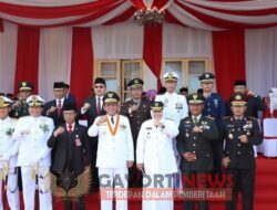 UPACARA BENDERA MEMPERINGATI HARI PROKLAMASI KEMERDEKAAN REPUBLIK INDONESIA KE-77 TAHUN 2022 DI PROVINSI KEPULAUAN RIAU