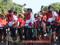 Semarakkan HUT Kemerdekaan RI ke-77, Pangdivif 2 Kostrad Mengadakan Fun Bike Kelilingi Malang Raya