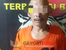 Pria Paruh Baya Di Tangkap Polisi Saat Menikmati Sabu