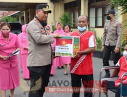 Kapolda Jatim perintahkan Kapolres Jajaran Salurkan Bantu Sosial Bagi Masyarakat Kurang Mampu