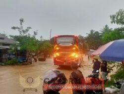 Curah hujan tinggi di jalan poros trans Sulbar Karossa Mamuju tengah