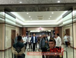 Polsek Kawasan Bandara Hang Nadim Laksanakan Pengamanan Kedatangan Kepala Kejaksaan Agung RI Dr. ST. Burhanuddin, SH,MH di Terminal VVIP Bandara Internasional Batam