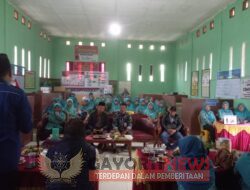 Ketua Tim Penggerak PKK Gelar Rapat Bulanan di Desa Pelakat SDU