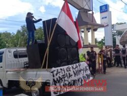 Unjuk Rasa APMT Menolak Pembangunan Pangkalan Induk Minyak Tanah di Halut