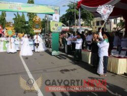 Kirab Santri Sarungan Menjadi Puncak Peringatan Hari Santri Nasional 2022 Di Kabupaten Ngawi