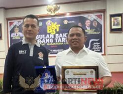 Bupati Labuhanbatu Terima Penghargaan Dari Karang Taruna Provinsi Sumatera Utara
