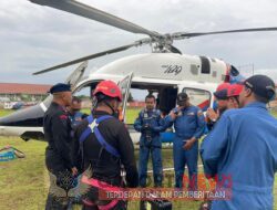 Polri Sisir Lokasi Desa Diduga Terisolir Pakai Helikopter dan Drone