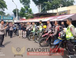 Polri Gunakan Motor Trail  Distribusikan Bantuan untuk Korban Gempa di Daerah Pelosok