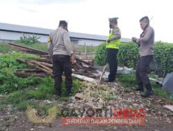 Kapolsek Tambaksari Kompol Ari Bayuaji,S.E.,S.I.K.,M.Si melalui Pawas Iptu Edy bersama 3 Pilar Patroli Rutin