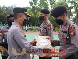 Polres Siak Berikan Penghargaan Kepada Personel Berprestasi