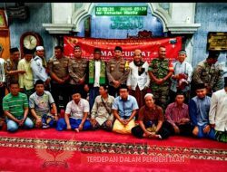 Kapolsek Gubeng KOMPOL SODIK EFENDI, SH.JUM’AT CURHAT jalin komunikasi dan silaturahmi warga 