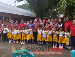 Walikota Bitung Mendapat Apresiasi Masyarakat  Dalam Rangka Pencanangan Kampung Wisata Peduli Anak di Kelurahan Batu lubang