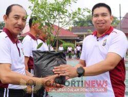 Kapolres Magetan Bagikan 2000 Bibit, Dukung Ketahanan Pangan
