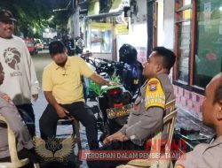 Kapolsek Tambaksari Kompol Ari Bayuaji.,S.E.S.I.K.,M.Si bersama 3 Pilar patroli sambang warga