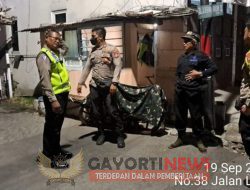 Polsek Tambaksari melakukan patroli Kejahatan Malam di beberapa lokasi rawan kriminalitas
