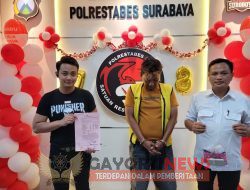 *Tukang Parkir warga Jalan Kupang Gunung Jaya Surabaya Digerebek Polisi Dirumahnya, 48 Poket Diamankan*