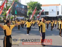 *Untuk Menjaga Kebugaran Polrestabes Surabaya Gelar Olahraga Rutin Setiap Sabtu Pagi*