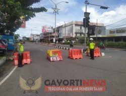 Satuan Polisi Lalu Lintas Polres Kubu Raya Berikan Pelayanan Jalur Kedatangan Himpunan Mahasiswa Islam (HMI) di Kalimantan Barat.