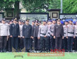 Polda kalbar Gelar Apel Gabungan Perdana Ops Lilin, Ops Aman Cemara, dan Ops Mantab Brata kapuas Tahun 2023/2024*