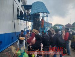 *Ditpolairud Polda Kalbar Laksanakan PAM Perayaan Natal 2023 di Pelabuhan Dwikora Pontianak*