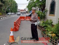 Kanitlantas Iptu Sunoto Polsek Tambaksari siaga nataru 