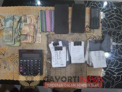 Personel Jatanras Polresta Deli Serdang berhasil mengamankan 2 (Dua) Orang pelaku Judi Jenis Togel di dua lokasi berbeda