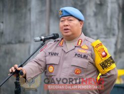 Kabid Propam Polda Kalbar Tekankan Kepada Personel Satgas OMB Kapuas 2024 Untuk Tetap Menjaga Sikap Dalam Melaksanakan Tugas Pengamanan Rapat Pleno Tingkat Provinsi Kalbar*