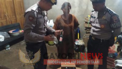 Patroli Samapta Polres Semarang amankan puluhan botol miras