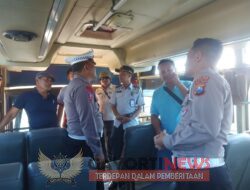 Satlantas Polres Tanjung Perak Lakukan Ramp check di Garasi PO Bus Jaya Utama