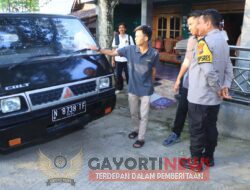 Disambut Haru, Kapolres Ngawi Kembalikan Mobil ke Pemilik Pick Up yang Hilang Ditemukan Polisi 