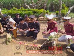 *Polres Malang Ziarah ke Makam Korban Peristiwa Kanjuruhan di Hari Bhayangkara ke – 78*