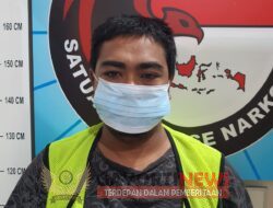 Pekerja AC Pemuda Banyu Urip Pengedar sabu diamankan Satreskoba Polrestabes Surabaya