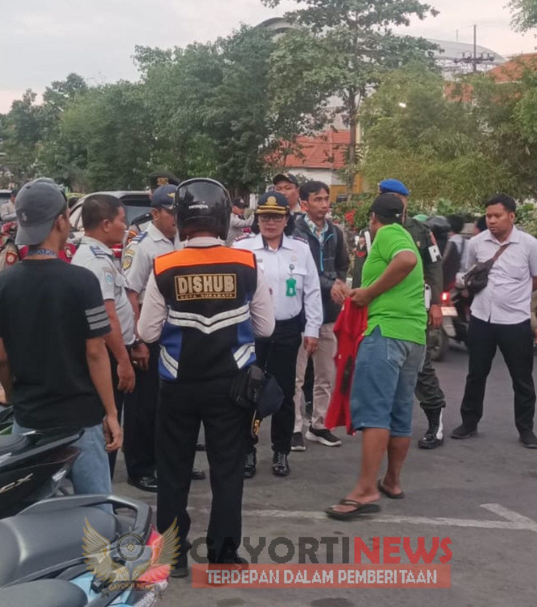 Operasi Gabungan Dalam Penertiban Jukir Liar Dishub  Surabaya