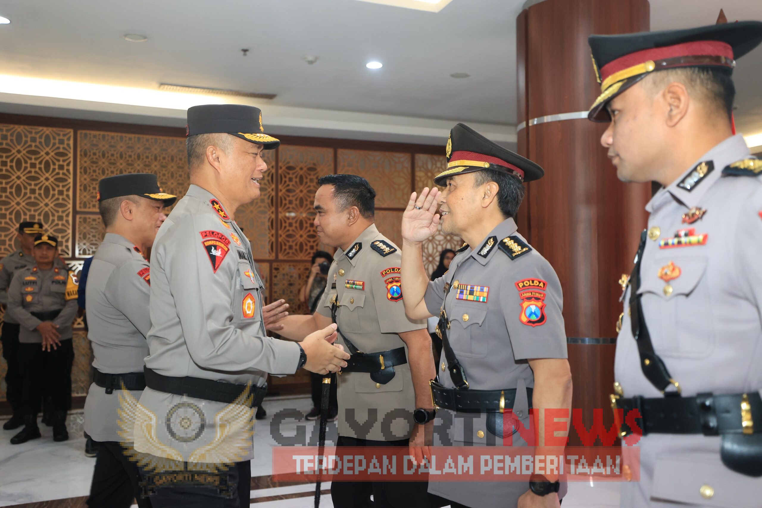 *Irjen Pol Drs Imam Sugianto,M.Si Pimpin Sertijab Dua Pejabat Utama Satuan Kerja Polda Jawa Timur*