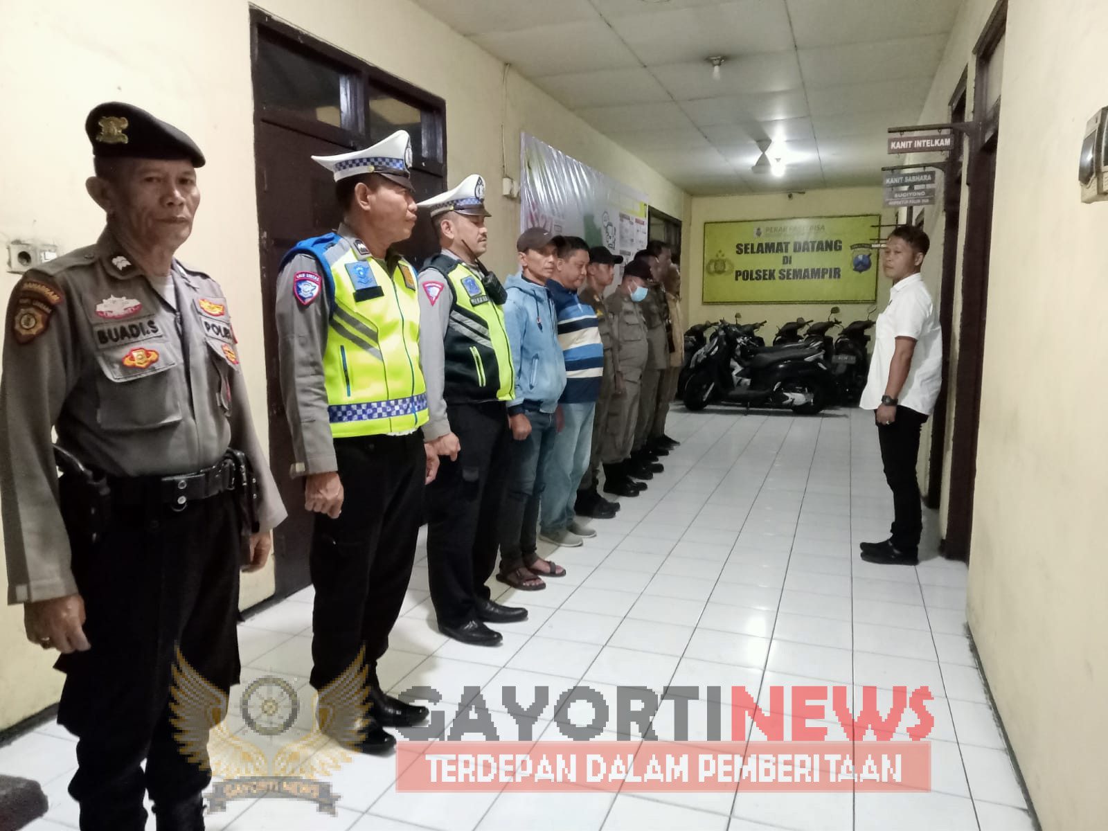 Ipda Moch Su'ud, S.E., Panit Ops Reskrim, Polsek Semampir, Pimpin Patroli KRYD Antisipasi Tawuran dan Kejahatan Jalanan