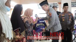 Polres Tulungagung Bersama Forkopimda Dan Paguyuban Pencak Silat Bandung Bakti Sosial 1000 Paket Sembako Dan Pengobatan Gratis 